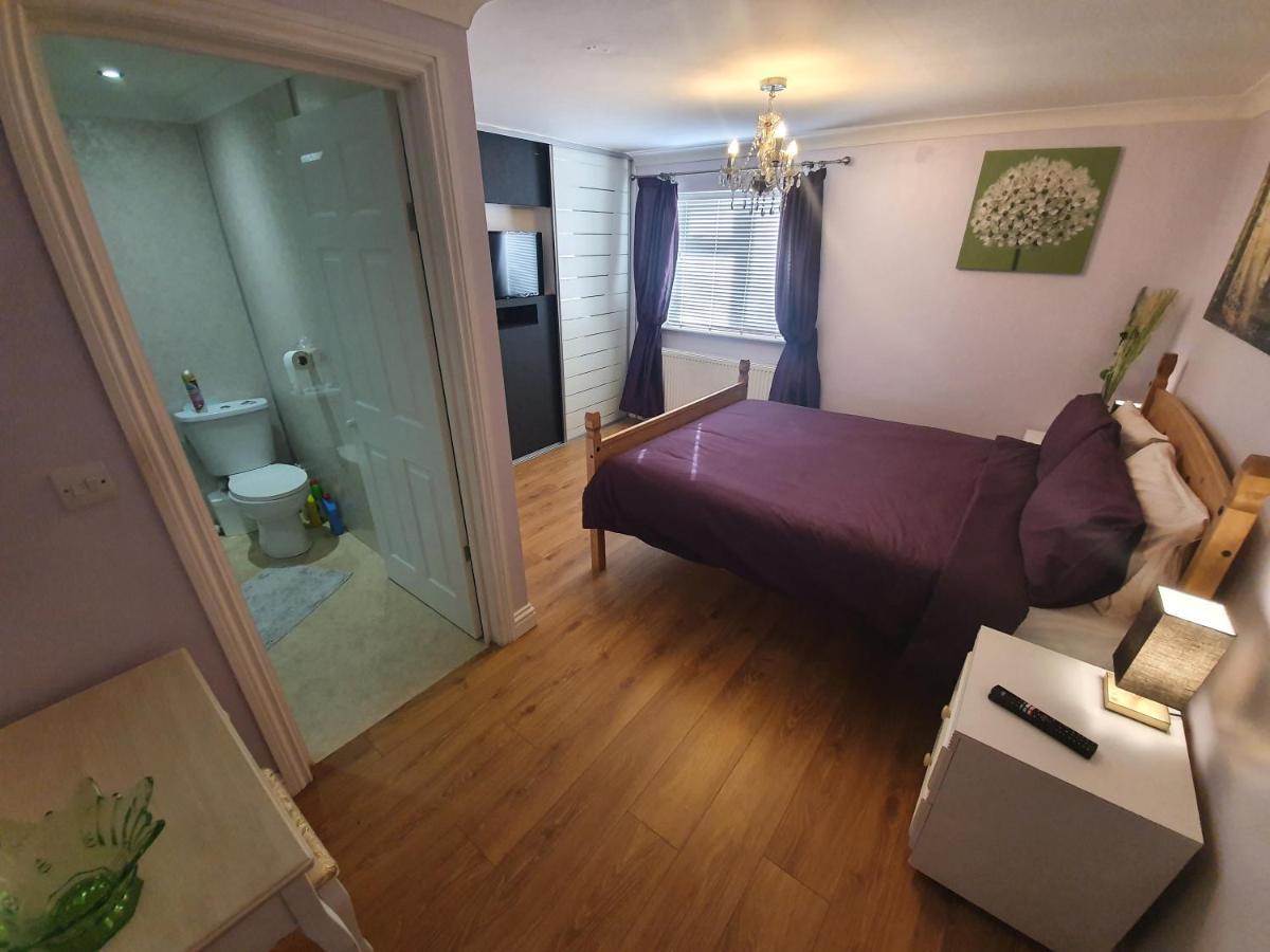 Sherwood Bungalow 3 Bedroom Entire Property Boston Exterior foto